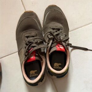 Sorel Kinetic Lite Lace Up Sneaker Shoes Womens Green